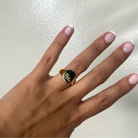 NEW! THE WORLD IS YOURS ENGRAVED GOLD RING - Picture 7 of 7